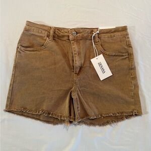 Zenana Outfitters Women's Brown/Tan(ish) Jean Shorts